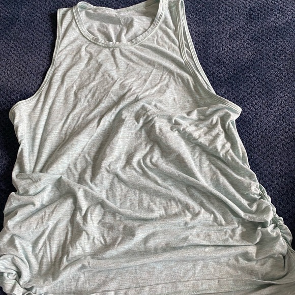 GUC Lululemon tank - Picture 1 of 6